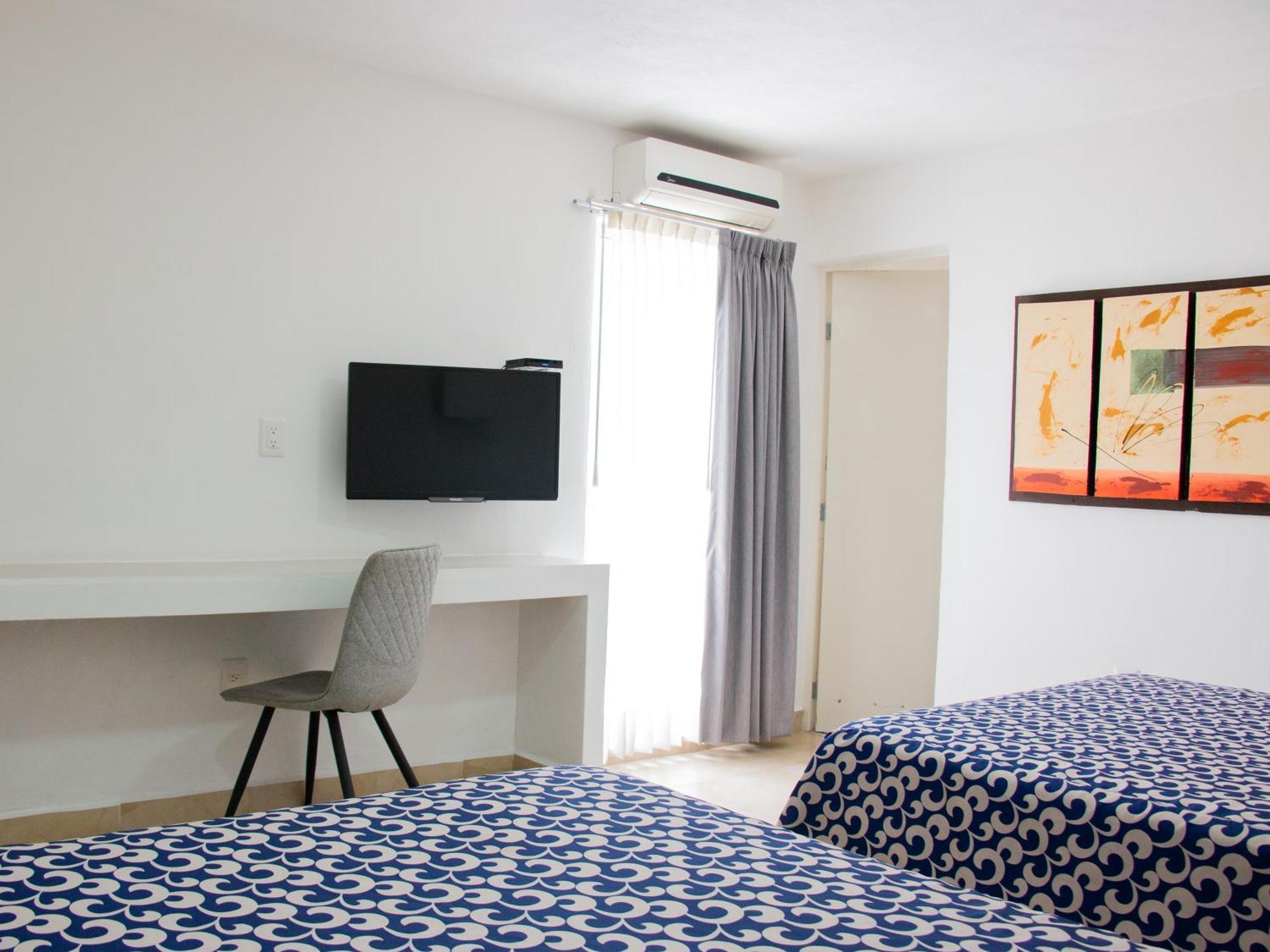 Hotel St. George Celaya  Exterior photo