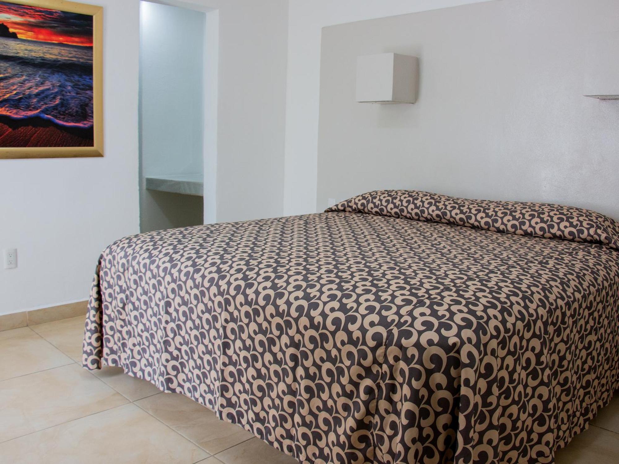 Hotel St. George Celaya  Exterior photo